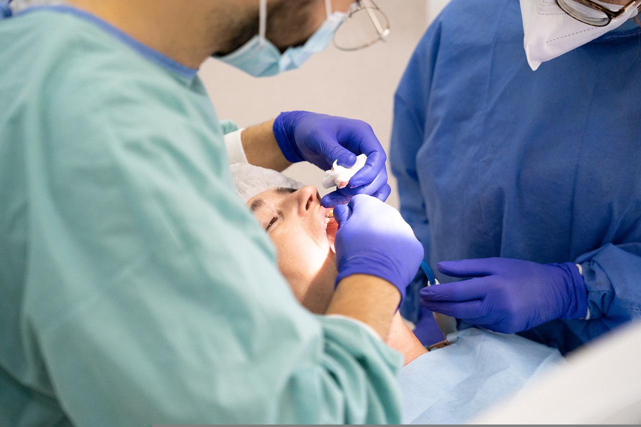 How to Prepare for Dental Implants: Tips to Ensure You Look Your Best